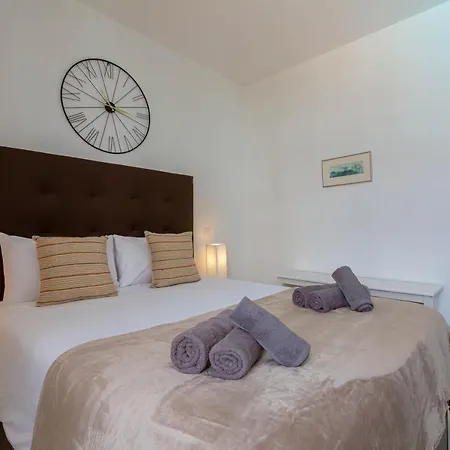 Canarian - Luxury Near Yumbo Апартаменты *