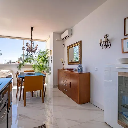 Canarian - Luxury Near Yumbo Апартаменты *